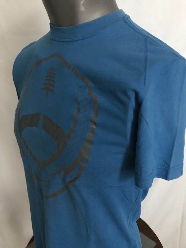 Nike Mens Fits like Small (Marked as Medium) Tee Shirt Blue with Football Logo gallery