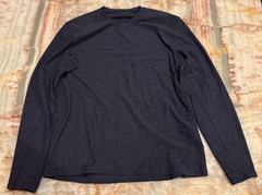 Lululemon Mens Athletic Surge Warm Pullover T-Shirt Heather Dark Blue Crew M
