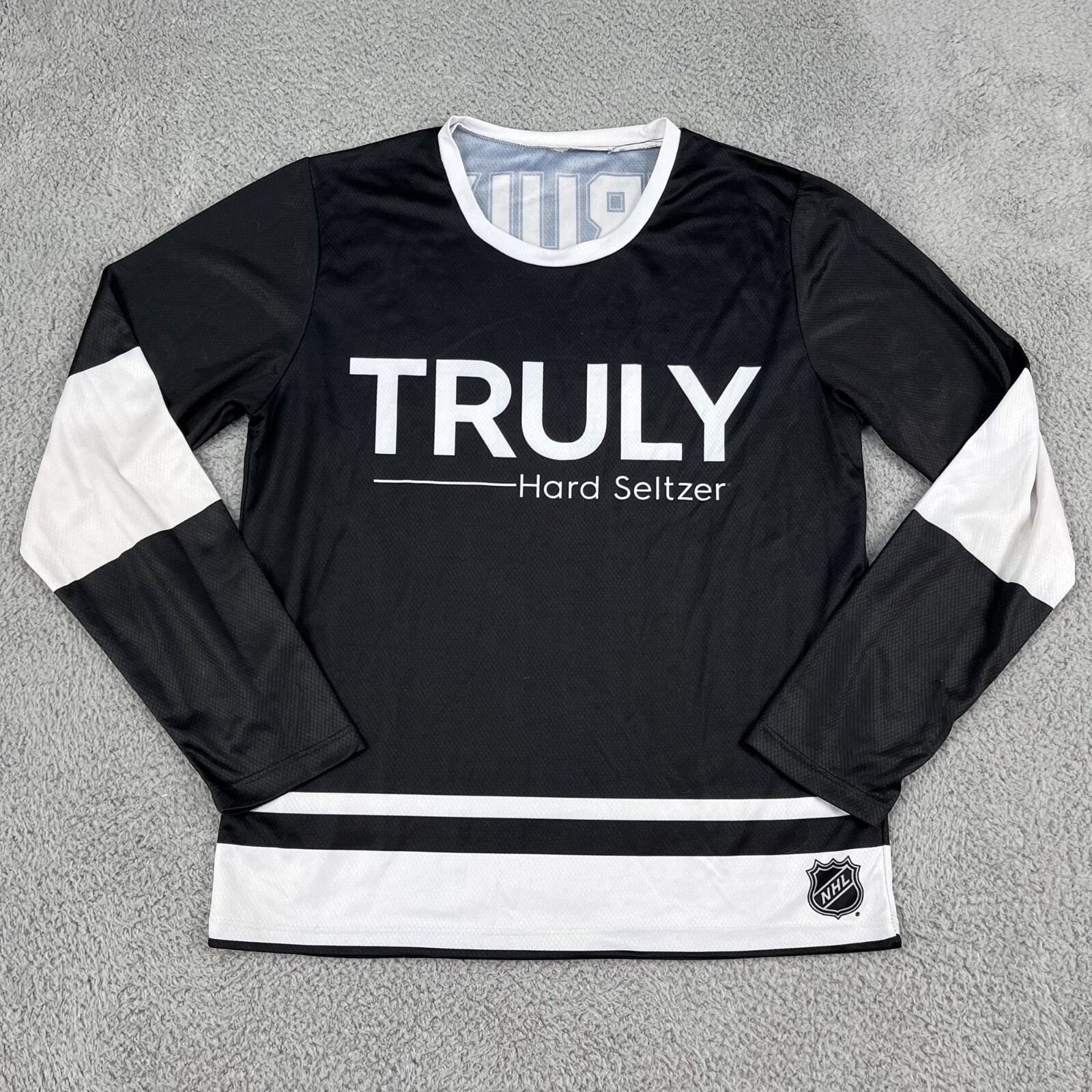 Truly Hard Seltzer Black & White Jersey Sz Medium gallery