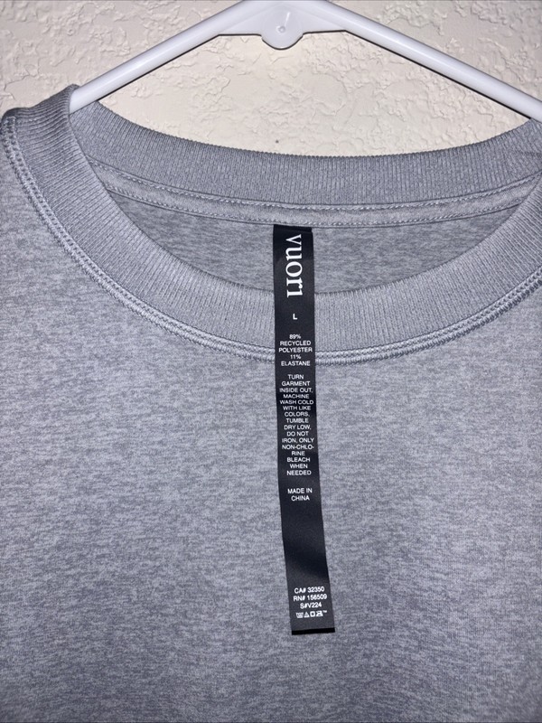 Vouri Ponto Performance Crew Pullover Platinum Heather Men’s Large NWT gallery