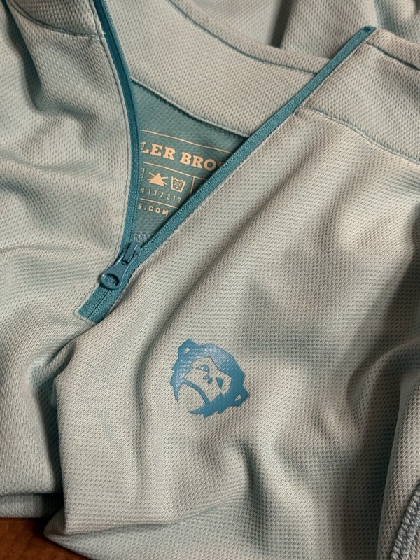 Howler Brothers 1/4 Zip Pullover With Thumb Holes Size L Light Blue gallery