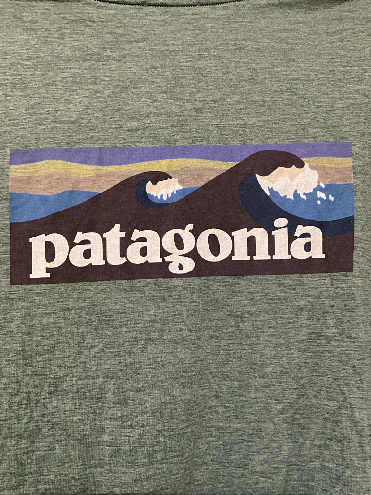 Patagonia Capilene Cool Short Sleeve Shirt Men’s M Green gallery