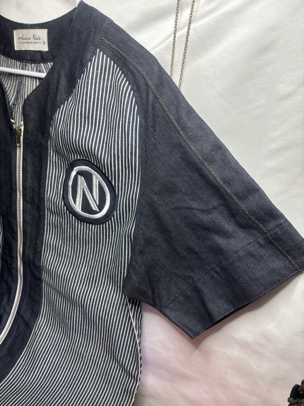 Men’s Small Amour Noir #7 Kaepernick Zip Up Jersey gallery