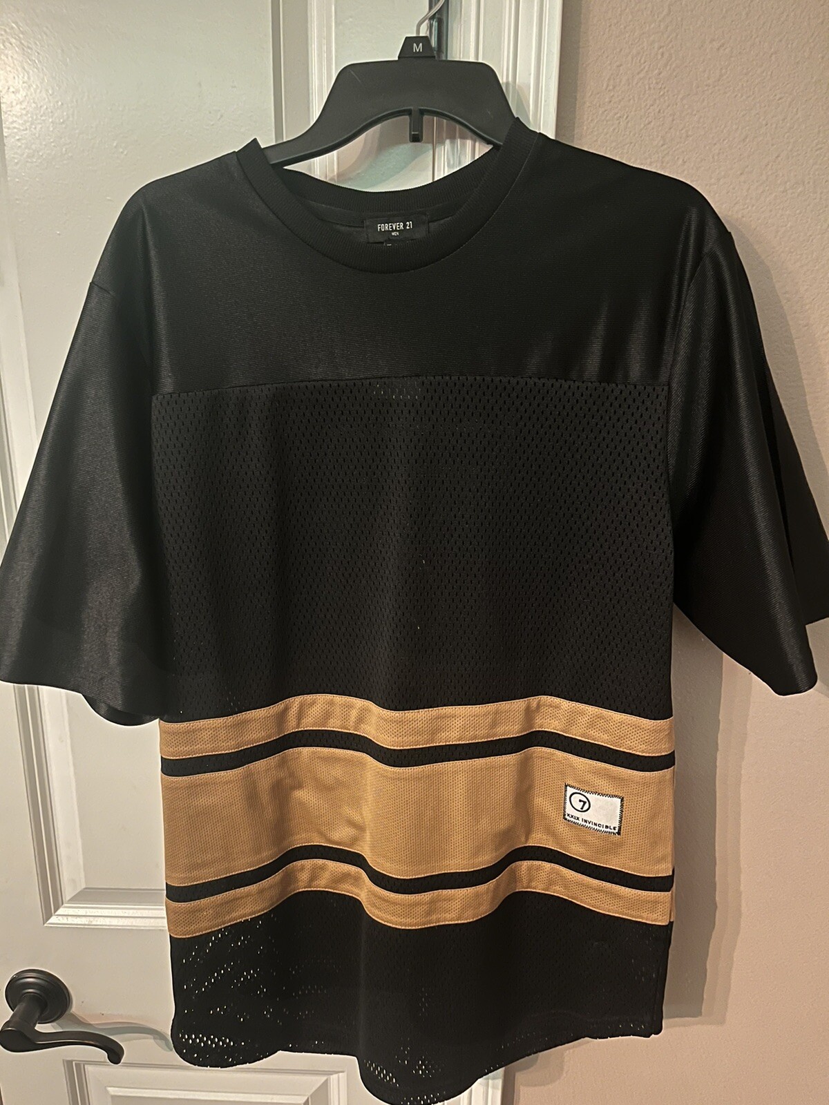 Forever 21 Men XXIX Invincible Jersey Small gallery