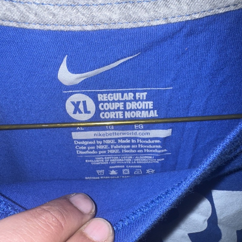 Nike Men's Sportswear T-Shirt Active Short Sleeve Graphic Tee Size XL In Blue gallery