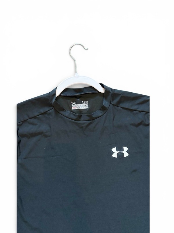 Under Armour Men Speed Performance Athlectic T Shirt Black White Logo gallery
