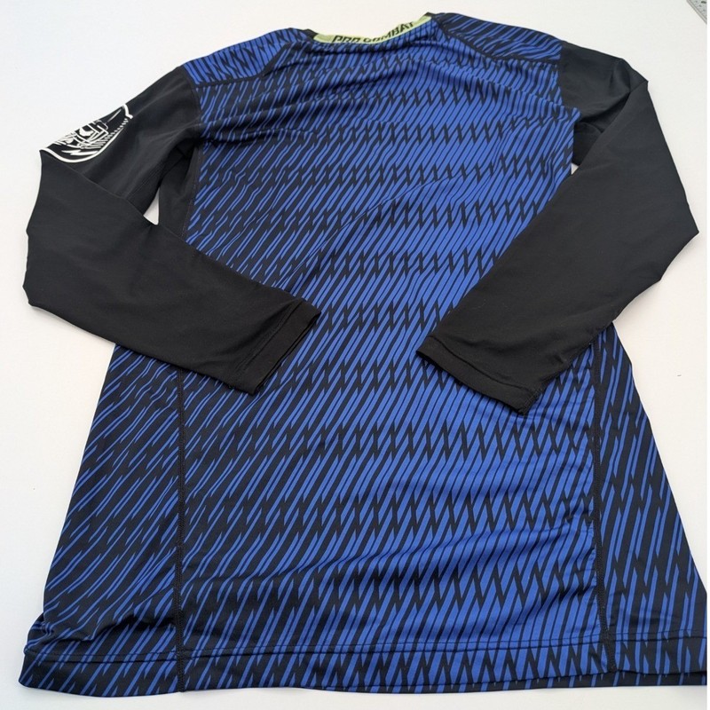 The Nike Pro Combat Compression Shirt XL Black Blue Dri-FIT Skull Graphic gallery