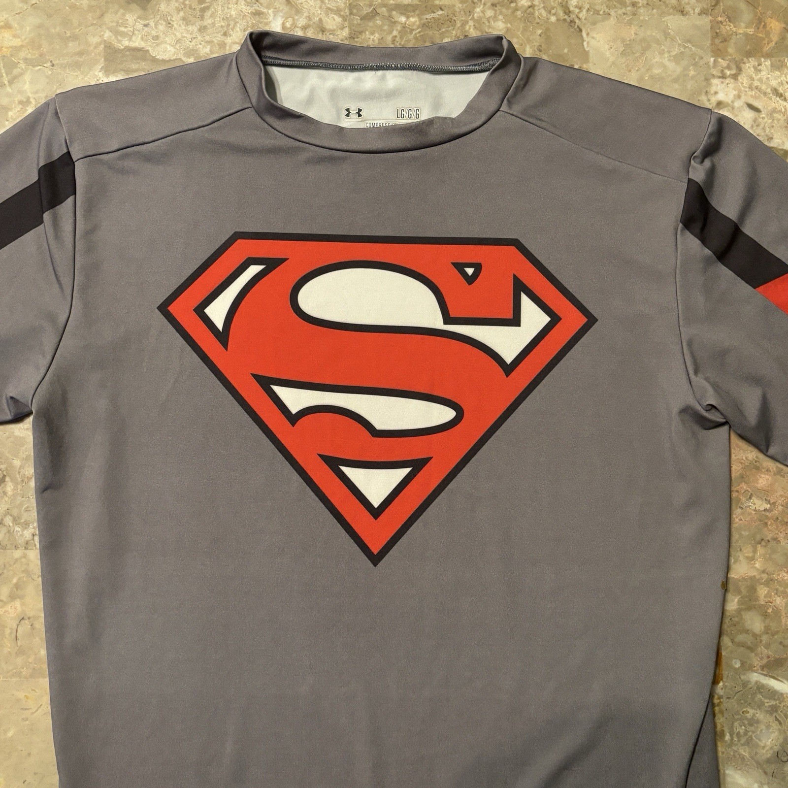 Under Armour Compression Shirt Mens Lrage Grey Red Alter Ego Gym Stretch gallery