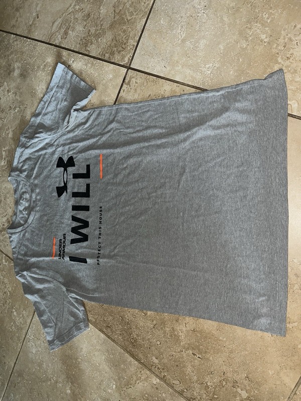 Under Armour HeatGear Gray ‘I Will Protect This House’ S/S Top Small gallery
