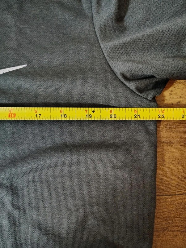 Nike Men Tall T-Shirt Athletic Logo Swoosh Active Run Dri Fit Upf 40+ L Tall gallery