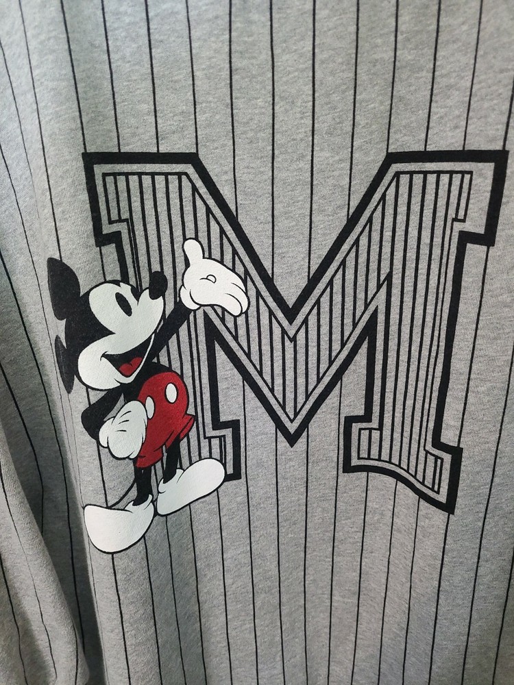 Micky Mouse Disney Small Mens Gray Graphic Logo Long Sleeve Sweatshirt Pullover