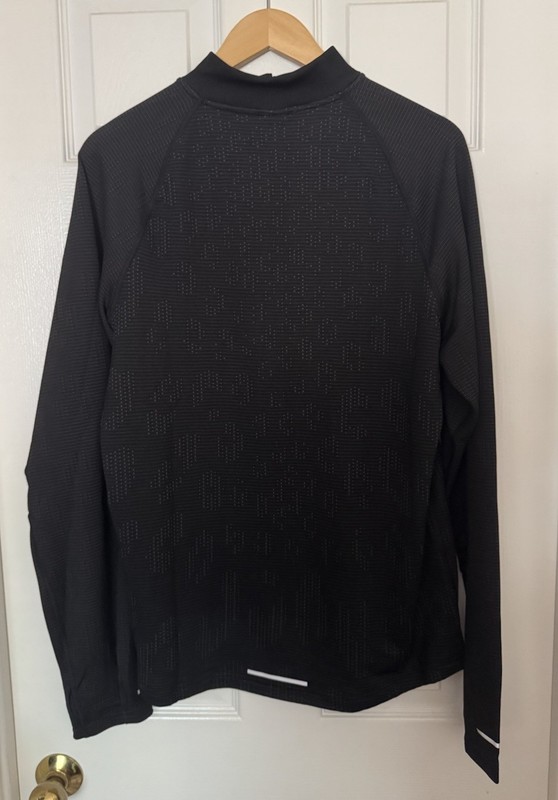 Nike Men’s Small Pinnacle Running Division 1/2 Zip Shirt Black FZ1121-010 gallery
