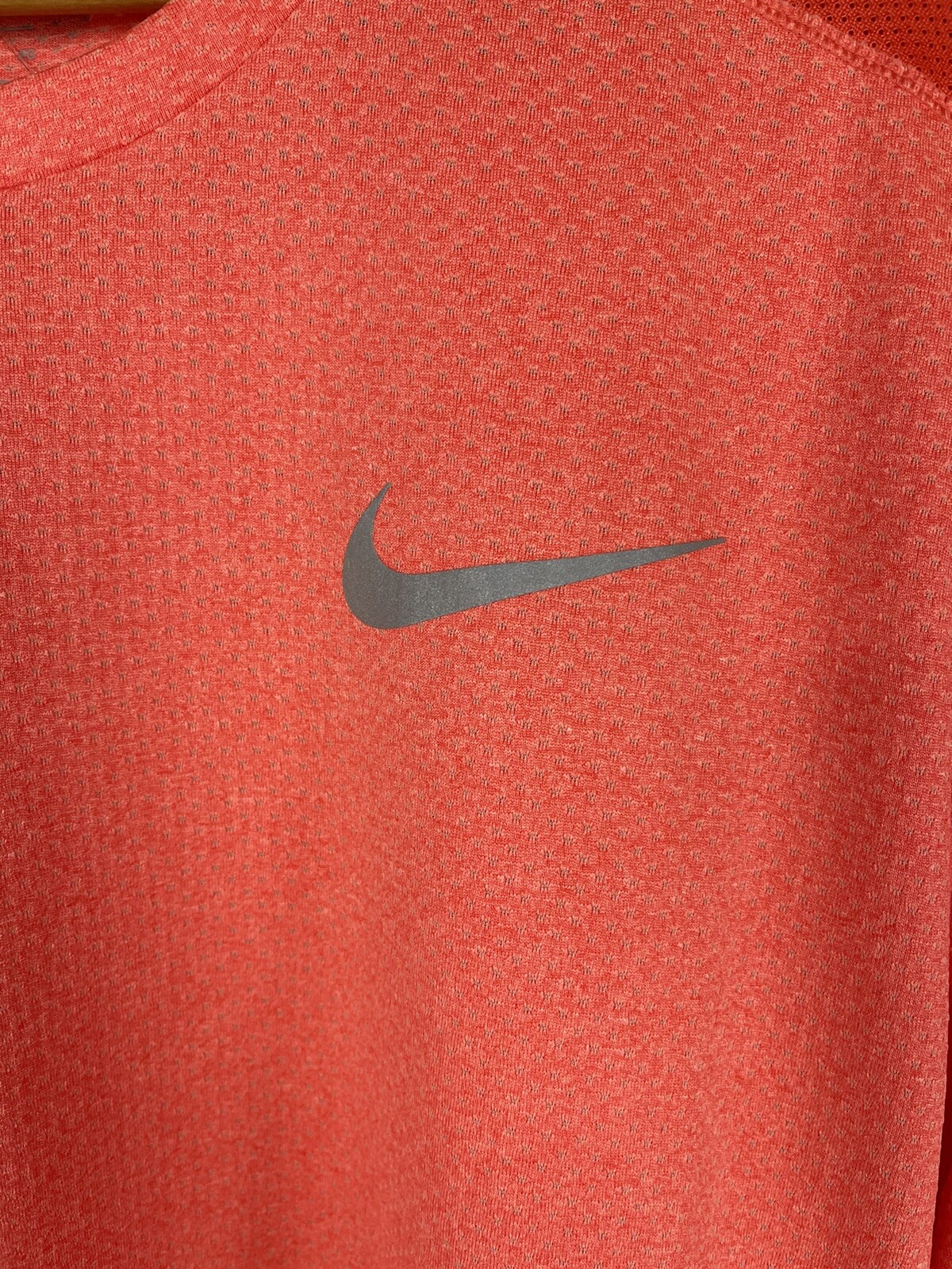 Nike TechKnit Performance Cool Running Shirt AJ7615-897 Red Orange Mens Size XL gallery