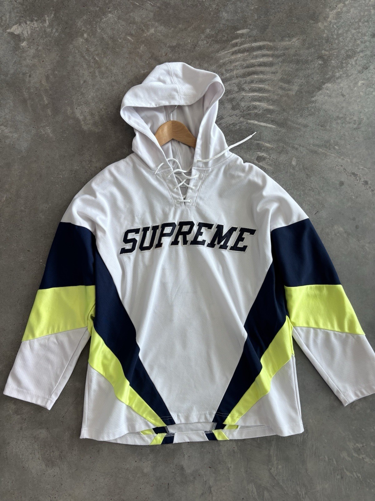 Supreme Hooded Hockey Jersey FW '17 Men's size Large gallery