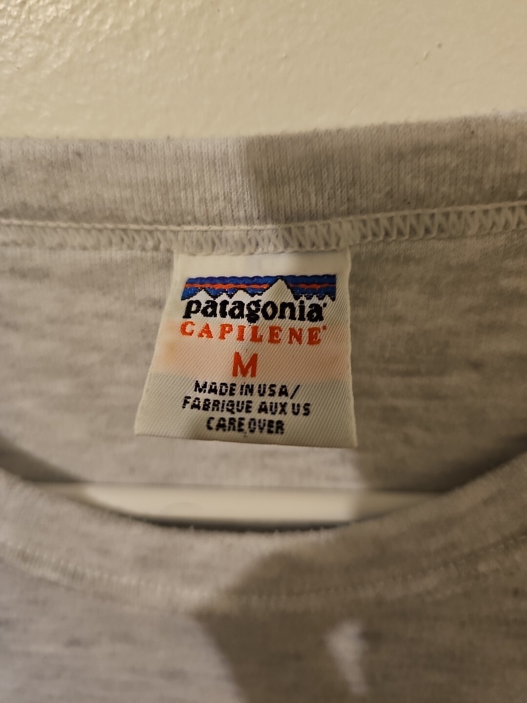 Vintage Patagonia Capilene M BaseLayer LongSleeve Shirt Navy Made In USA 21x27.5 gallery