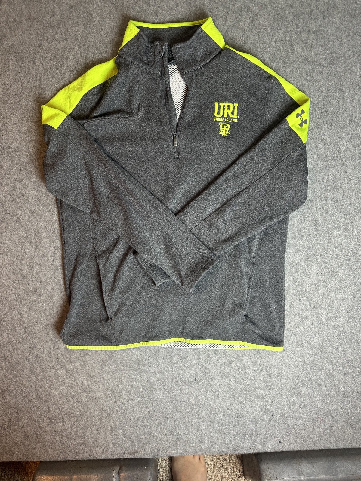 Under Armour URI Rhode Island Rams 1/4 Zip Pullover XL Gray Neon Yellow gallery