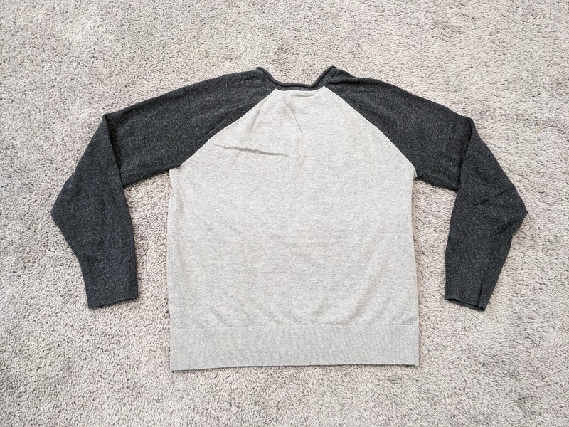 GAP T Shirt Mens Medium Athletic Workout Casual Pullover gallery