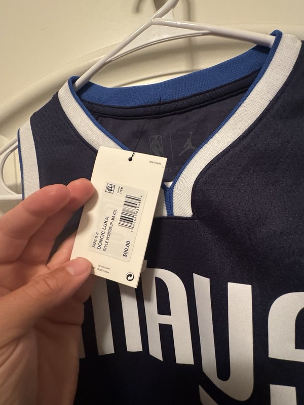 Men’s Small NWT Jordan Luka Donic Jersey- Dallas Mavericks Statement Edition gallery