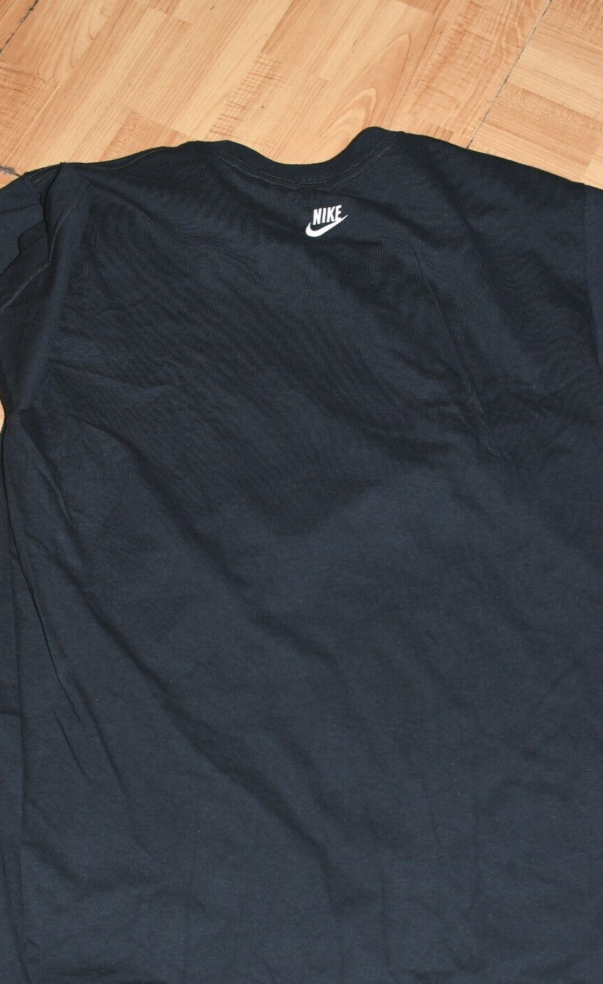 NIKE NYC LOGO MENS SPORTSWEAR T-SHIRT - MENS SIZE MEDIUM gallery