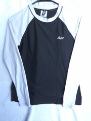 Roots long sleeve raglan shirt black and white Sz M Good