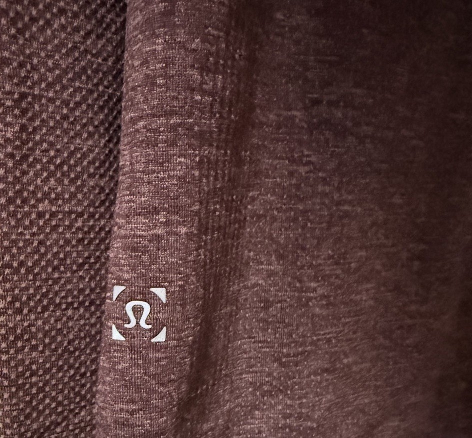 Lululemon Metal Tech Vent Pullover Mens XL 1/2 Zip Red Dust Arctic Plum gallery