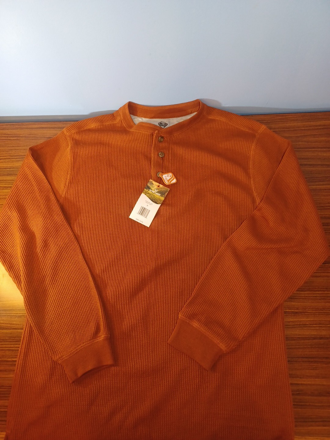 Alpine Lakes Mens Size Small Long Sleeve Rust Color NWT gallery