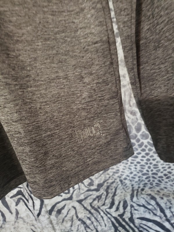 Everlast Long sleeve Athletic Running Tee Gray Size Small D3 gallery