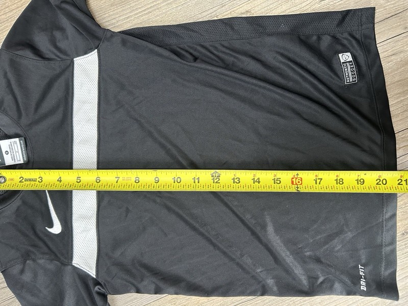 Nike Dri-FIT Youth Small Black Soccer Training Jersey Shirt Athletic Top S gallery