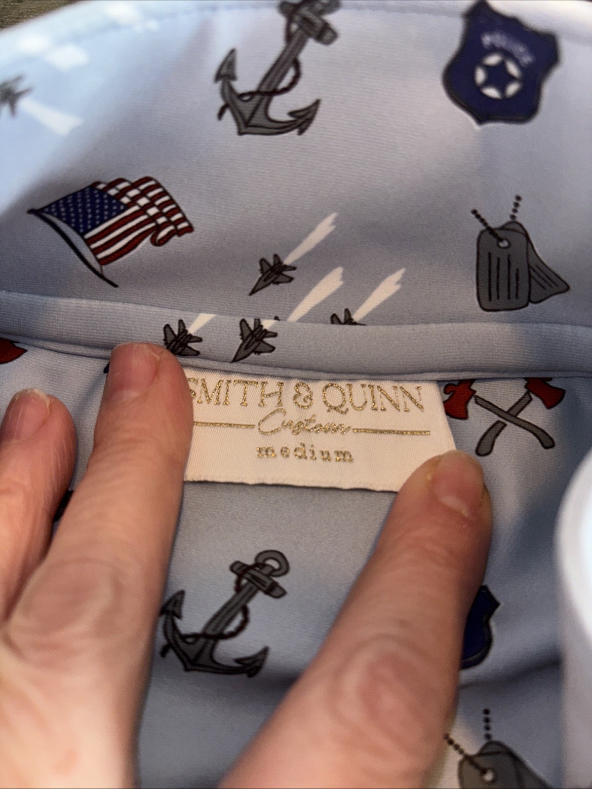 Heroes Military America Medium Mens Long Sleeve 1/4 Zip Smith & Quinn Brand gallery