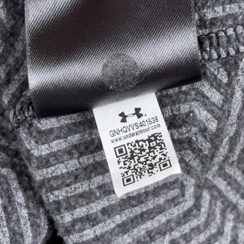 Under Armour CGI 1/2 Zip Pullover Sweater Black Pitch Gray Men’s Size Large gallery