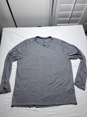 Nike Shirt Mens XL Gray Pullover Element Running Workout Gym Thumbhole Logo