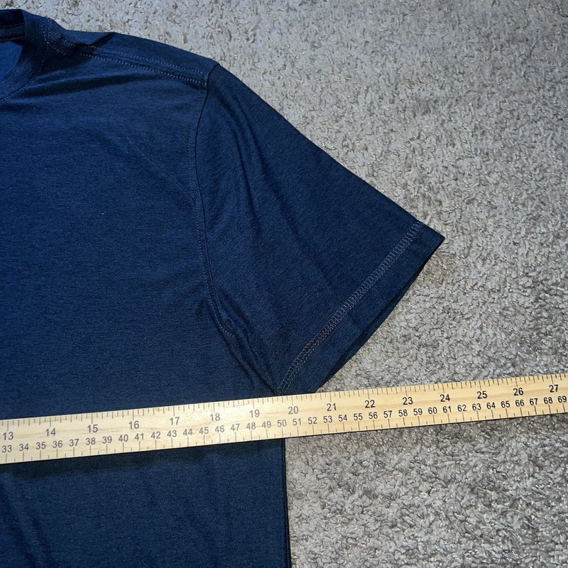Vuori Strato Tech Tee Mens Medium Navy Heather Stretch Performance T-Shirt gallery