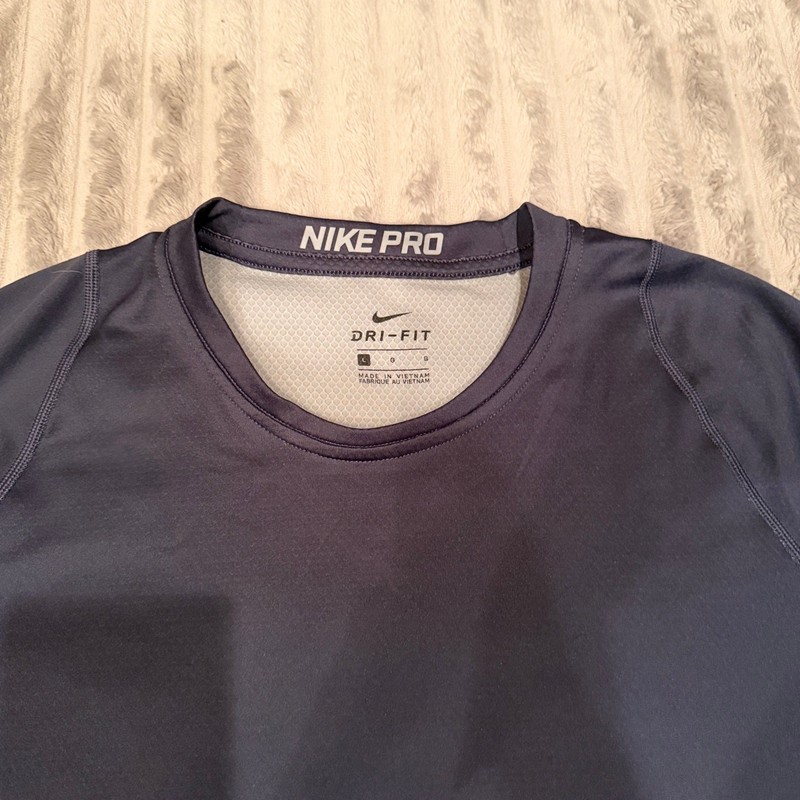 Men’s Nike Pro Dri-FIT Short Sleeve Compression Shirt Size Large Charcoal Gray gallery
