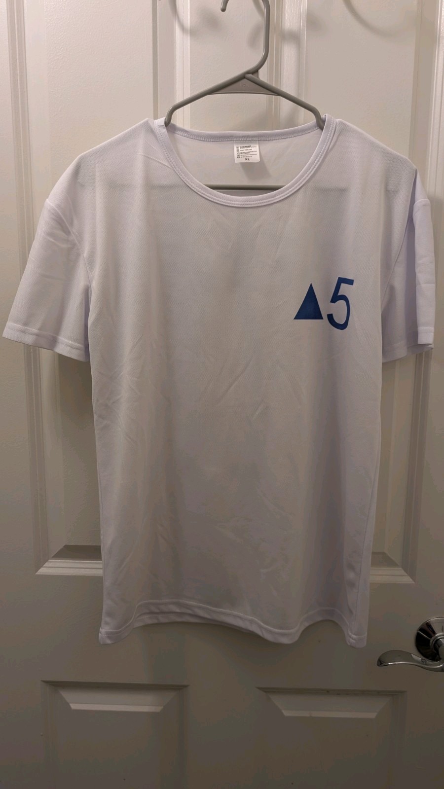 L.A. Dodger T-shirt Dry Fit Size XL (size runs small. read description) gallery