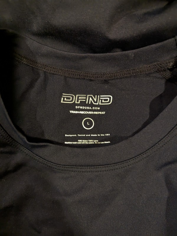 DFND Recovery Compression Training Short Sleeve Shirt Running Black Large MC218 gallery
