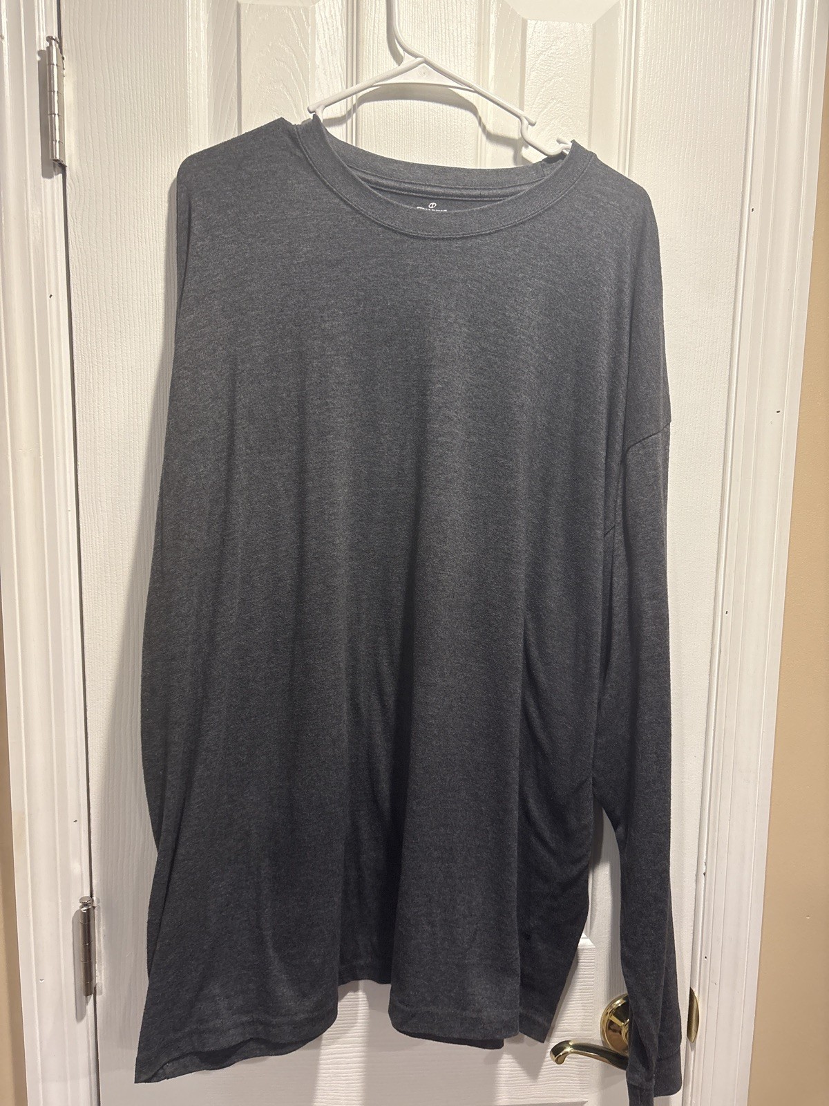 Spalding Men’s 3XLB Gray Long Sleeve Performance Shirt Big Size Activewear gallery