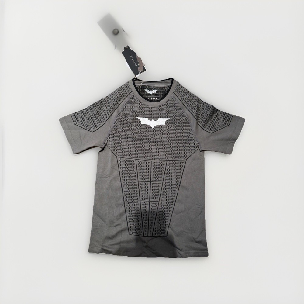 YOUNG LA BATMAN COMPRESSION SIZE L. SOLD OUT. VERY RARE SIZE AND COLOR. NEW!