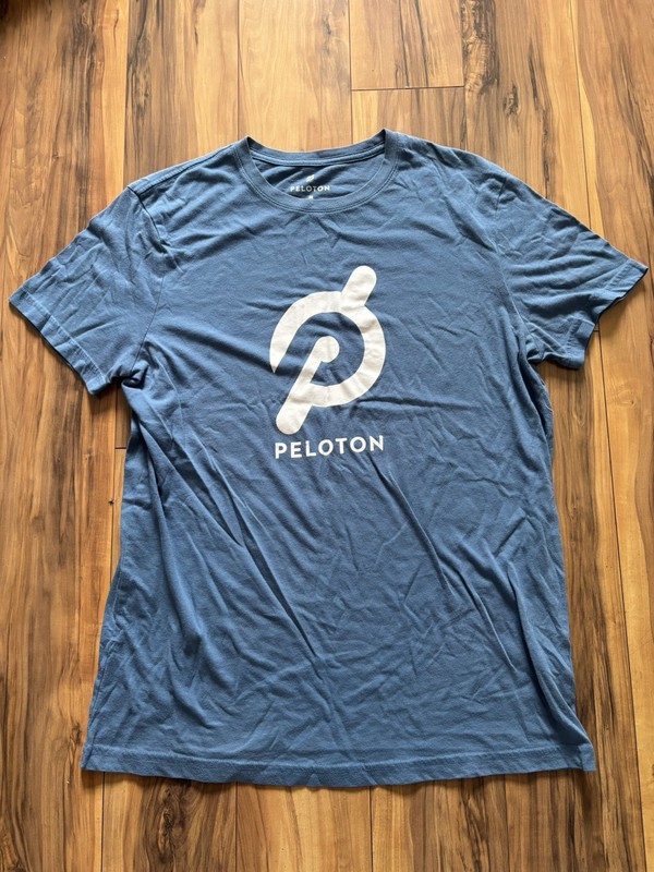Peloton Essential Performance Blue Short Sleeve T-Shirt Size Medium gallery