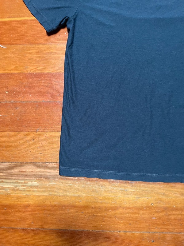 Vuori Strato Tech Short Sleeve Tee Navy Heather Men's Small Rrp $58 gallery