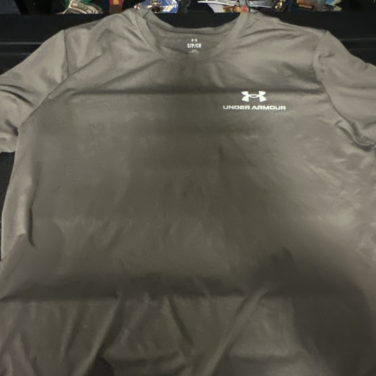 Under Armour Rush Shirt Mens Size Small Gray Rare Short Sleeve Loose Training gallery