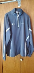 Under Armour 1/4 Zip Loose Fit Fancloth Size Lg/G. Zippered side pockets