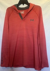 Under Armour Men’s Heat Gear Loose Fit 2 Button Hooded Pullover Size Large Red