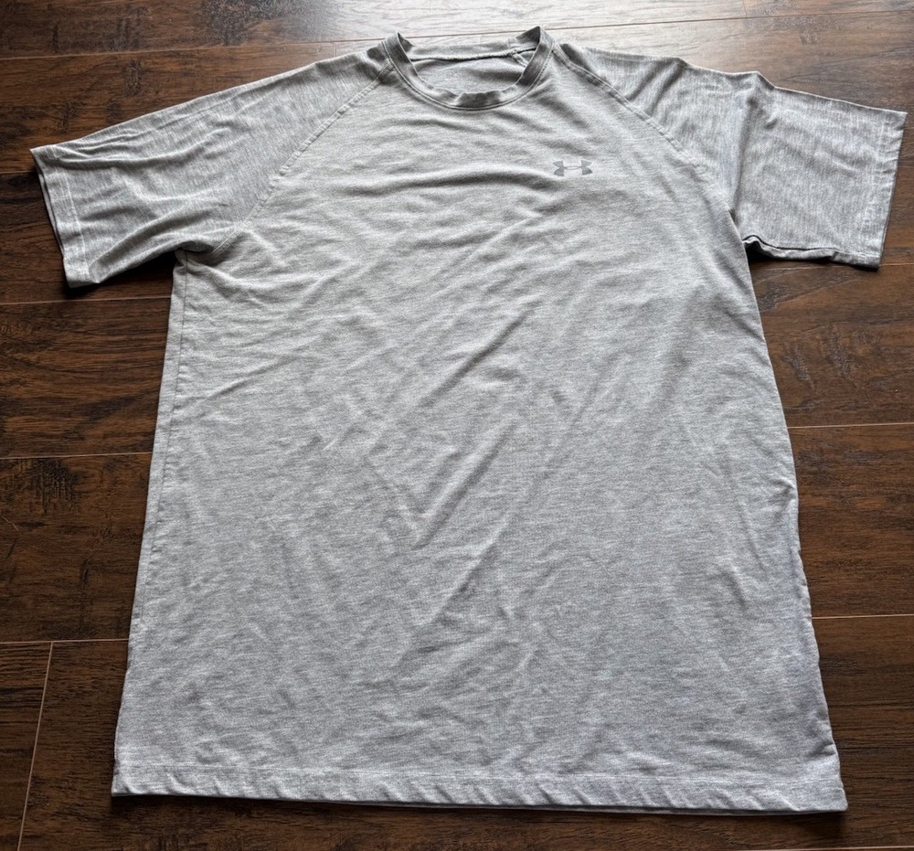 Under Armour HeatGear Gray T Shirt Men’s Large Athletic Gym Logo Tee Comfort