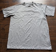 Under Armour HeatGear Gray T Shirt Men’s Large Athletic Gym Logo Tee Comfort