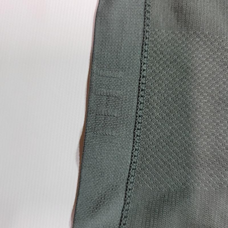 LULULEMON MENS METAL VENT TECH GRAY SHIRT Sz XL WITH SMALL POCKET ON THE SLEEVE gallery