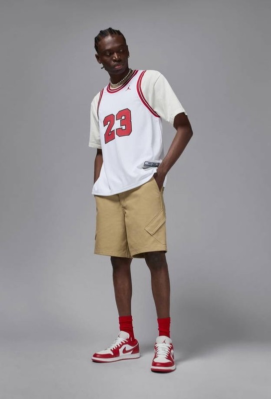 Nike Bulls Jordan Awards Jersey White Red HF9375 100 Essentials Men’s Size S-XXL gallery