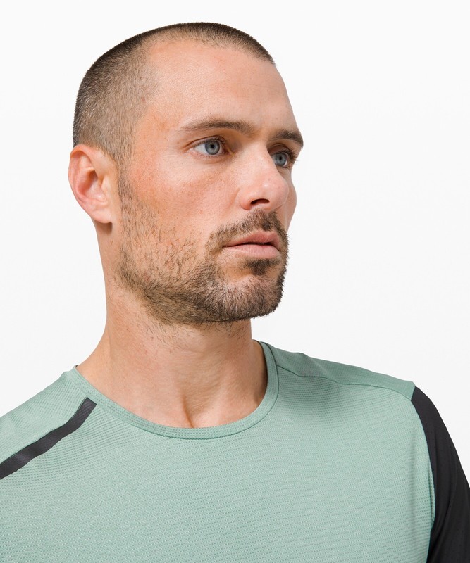 🍋Lululemon Fast Free Elite - Large🍋 gallery