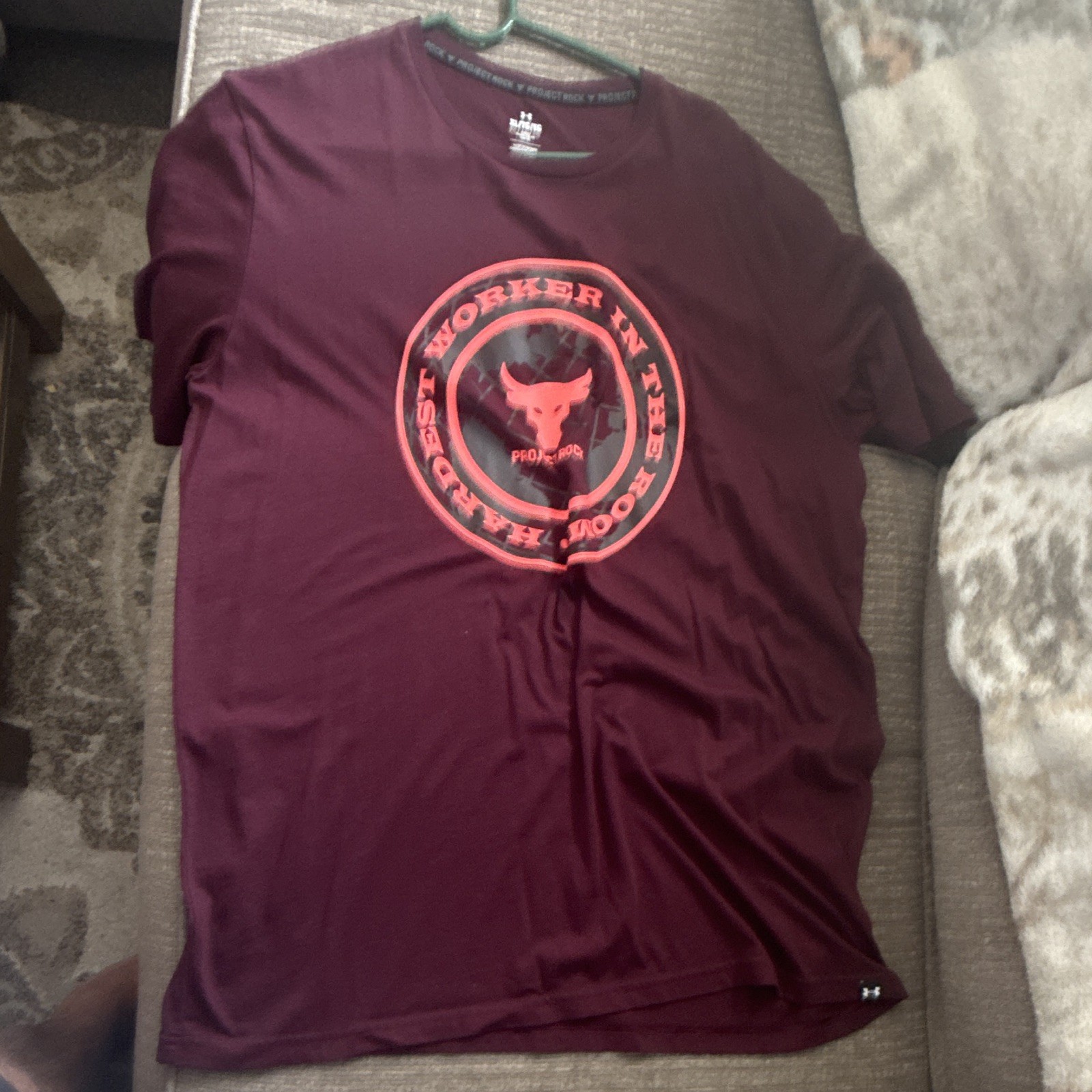 Under Armour Project Rock Men’s XL Loose Crew Neck Short Sleeve Graphic Tee gallery