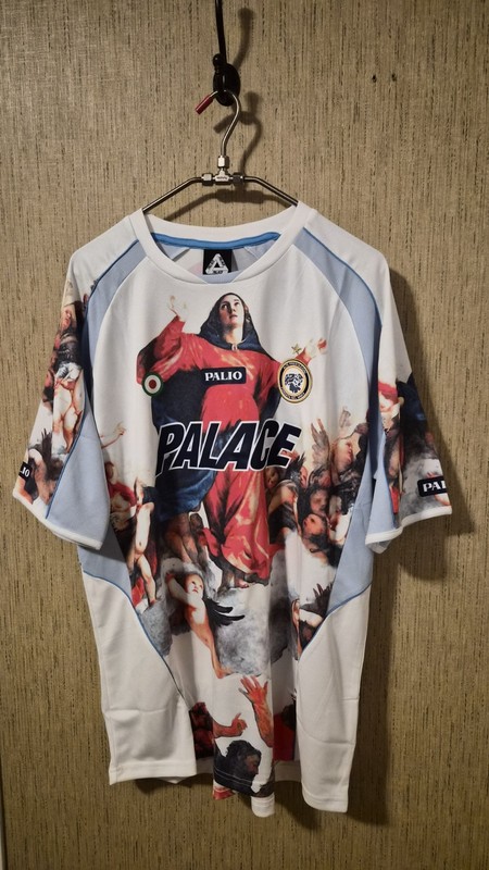 Palace Titian jersey, white Men's size large, Brand new. gallery