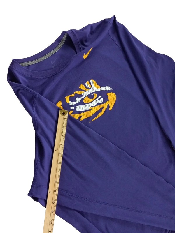 Nike Dri-FIT Men's XL Long-Sleeved Active Sweat T-Shirt Ravens Art Logo Purple gallery
